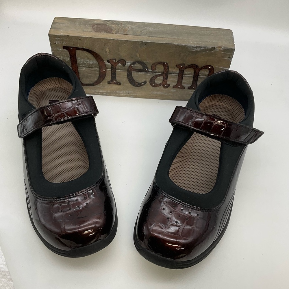 Drew Rose Women’s Comfort Mary Jane Orthopedic Shoes Burgundy Patent Leather